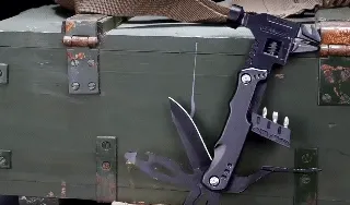 12 in 1 Multitool EDC Tool Universal Folding Pliers Hammer Wrench Claw Knife Screwdriver Combinati Tool forCamp Outdoor Survival