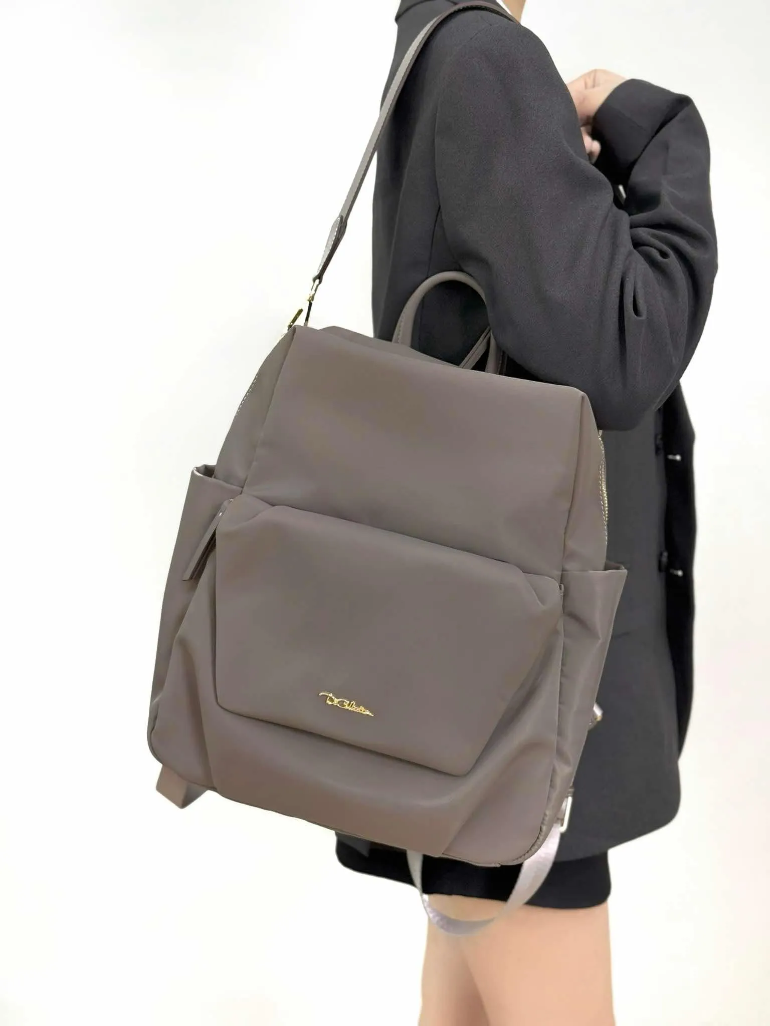 Aemi (3.0) Two Ways Waterproof Nylon Backpack
