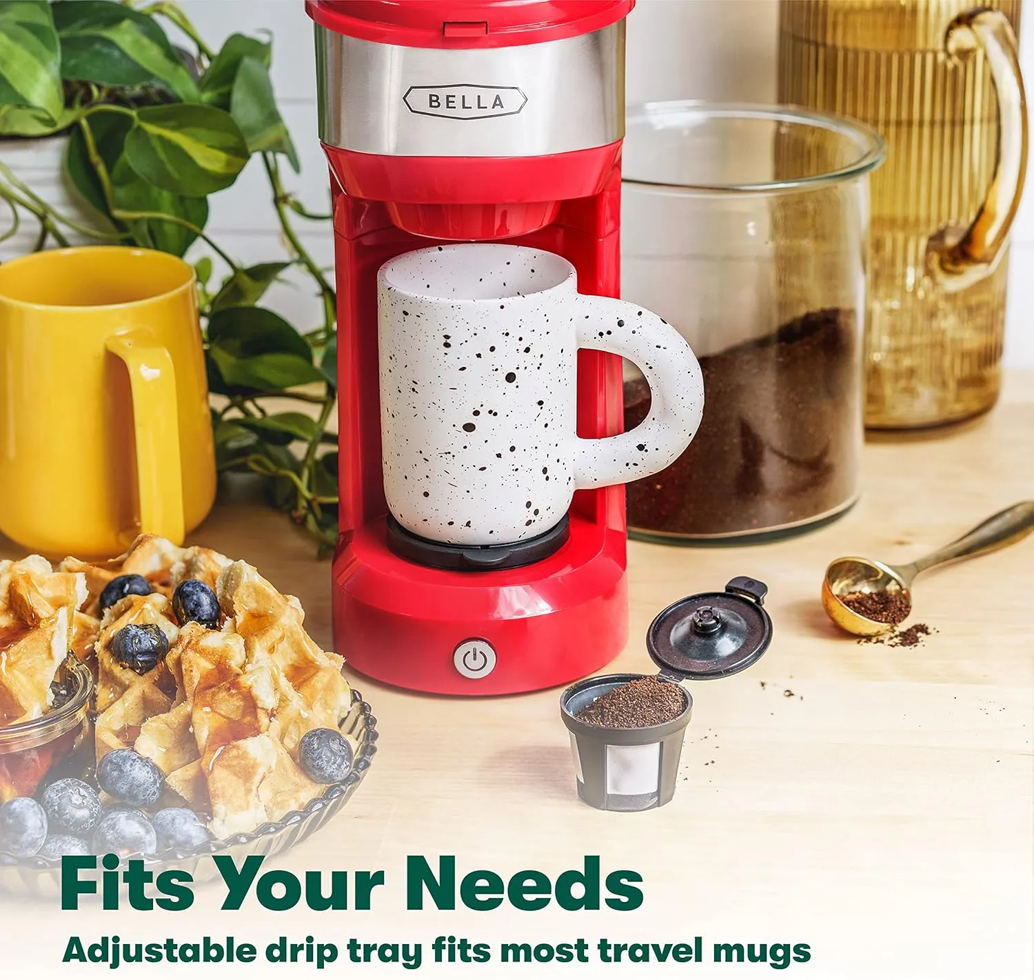 BELLA Dual Brew Single Serve Coffee Maker, K-cup Compatible with Ground Coffee Basket & Adapter - Carefree Auto Shut Off & Adjustable Tray, 14oz, Red