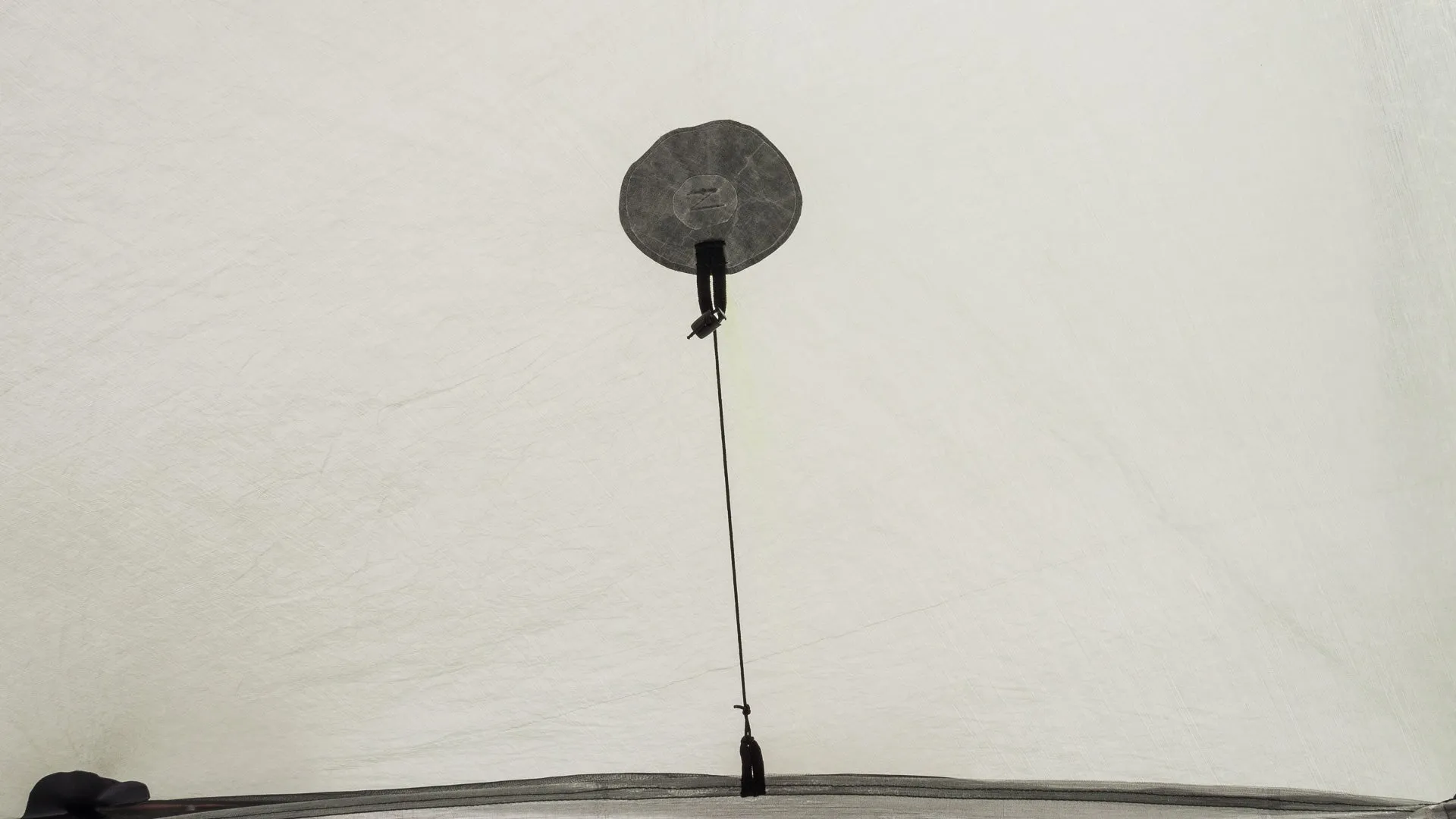 DISC Weather-resistant Plexamid Privacy-protected Tent