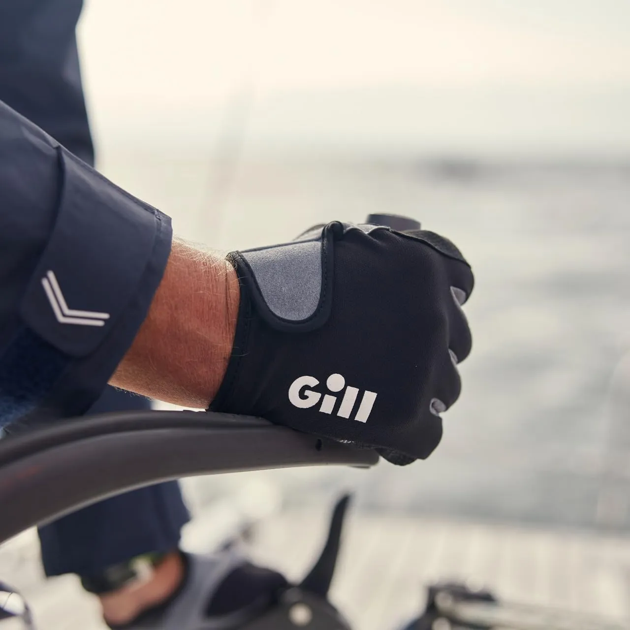 Gill Deckhand Sailing Gloves - Long Fingers with Exposed Finger and Thumb - 50  UV Sun Protection & Water Repellent