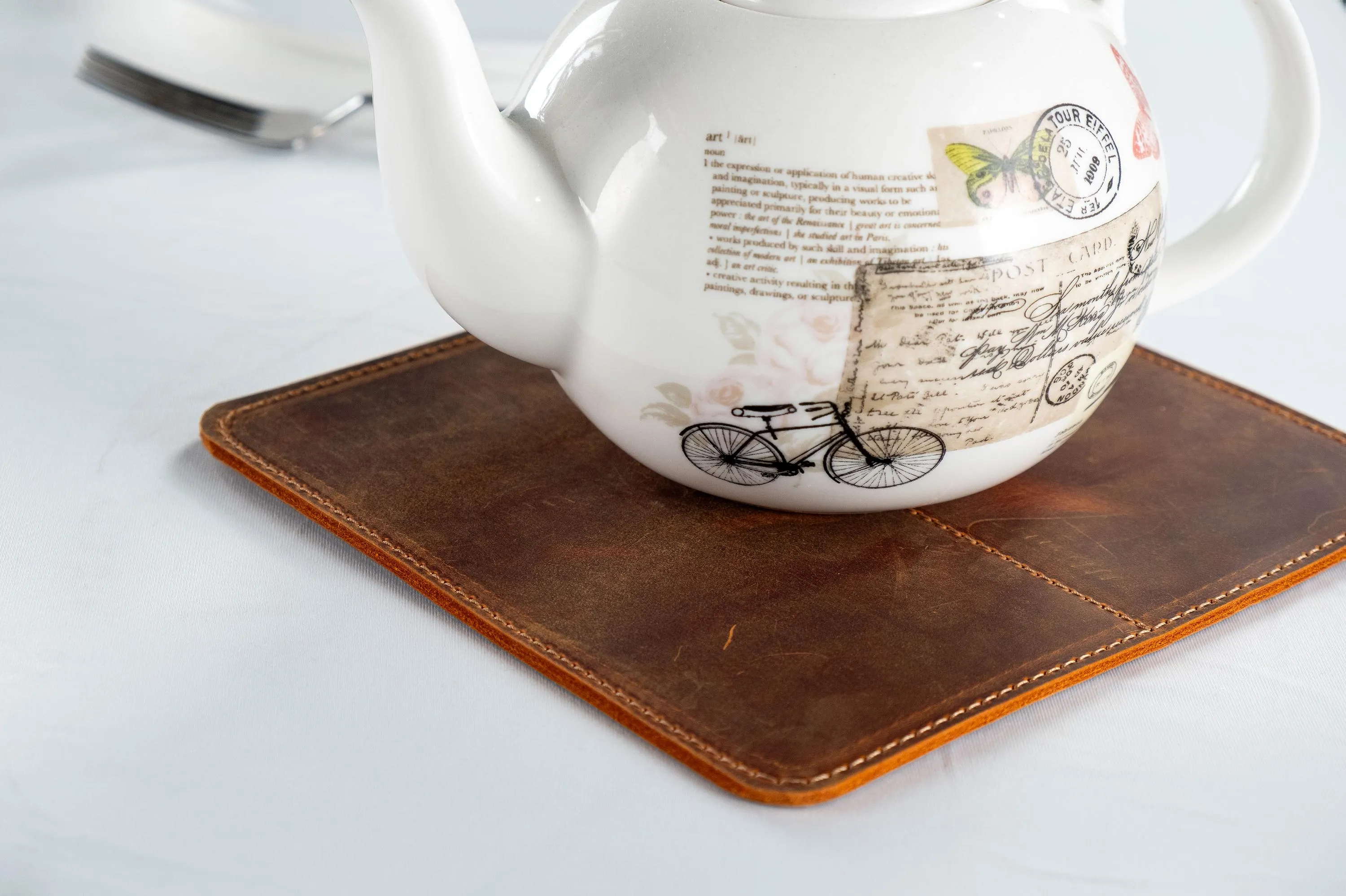 Handmade Leather Pot Mats, Pot Mat for Home, Cafes, Restaurants, Home and Kitchen Decor, Unique Cooking Gift, Set of 2