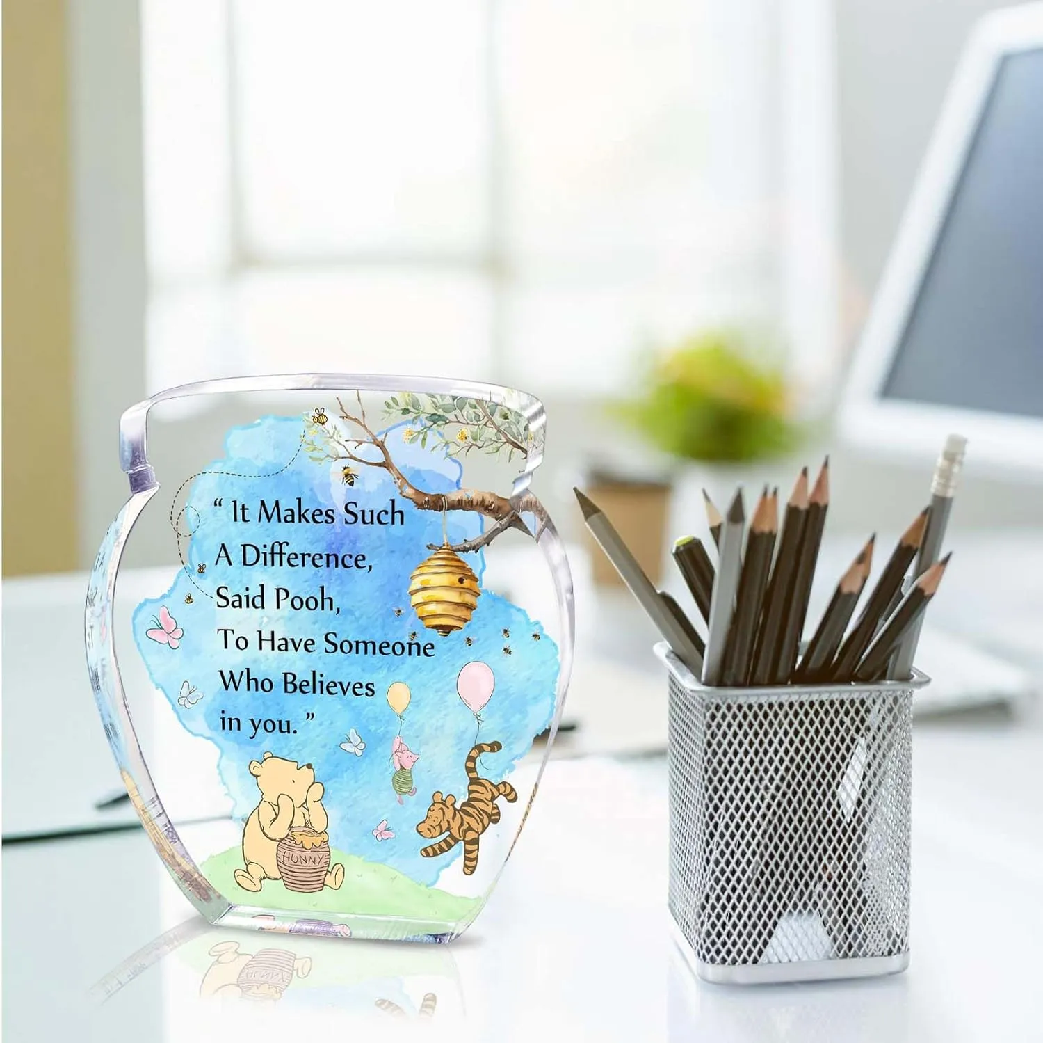 Hunny Pot Shape Acrylic Desk Decor Winnie Friendship Gifts for Women Inspirational Gifts, Pooh Quotes Desk Sign Decor, Birthday Gifts Graduation Gifts for Women Best Friend Mom Sister - 01