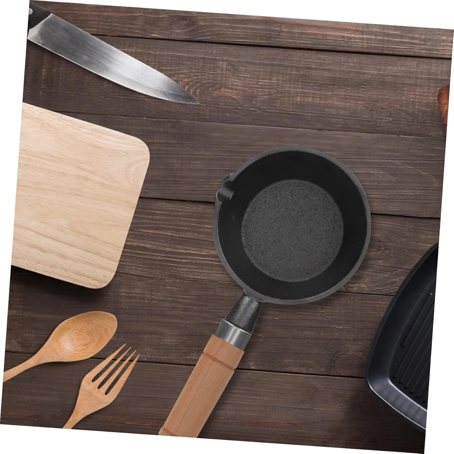 KICHOUSE Skillet with Long Handle Portable Oil Heating Pan Small Frying Pot for Eggs Cooking for Home Camping and Outdoor Use