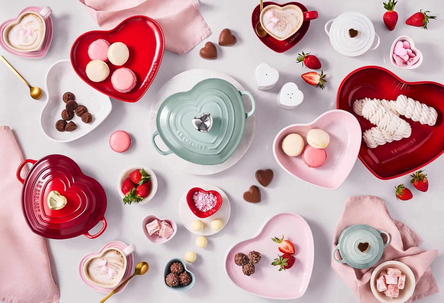 Le Creuset Stoneware Mini Round Cocotte, 8oz., Peche with Gold Heart Knob