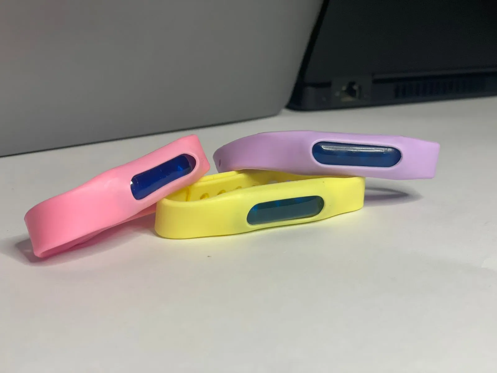 Mosquito Mosquito for | Away, | Price-conscious Silicone Bracelet | Cost-efficient killer and (Random Children Plant Wristband Essential Color) Bugs Suitable Adults Oil Repellent band Anti-Mosquito