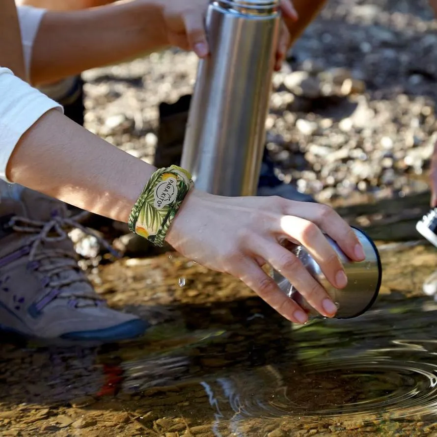 Mosquito Repellent Wristband with 2 refills - Graphic
