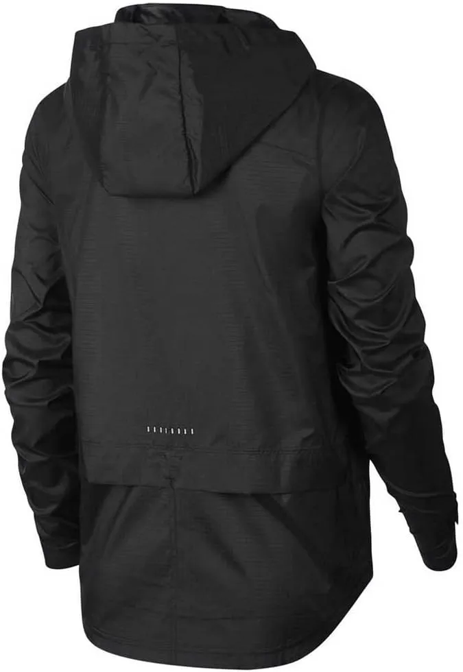 Nike Women Essential