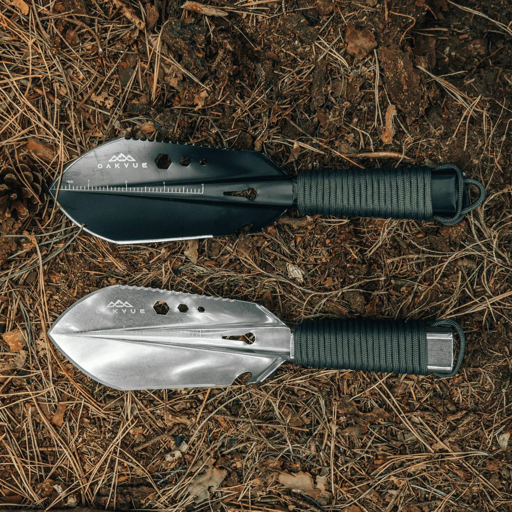 OAKVUE Backpacking Trowel – Lightweight Shovel for Camping, Hiking, Backpacking, Gardening – Compact Survival Multitool with Carrying Sheath (Silver)