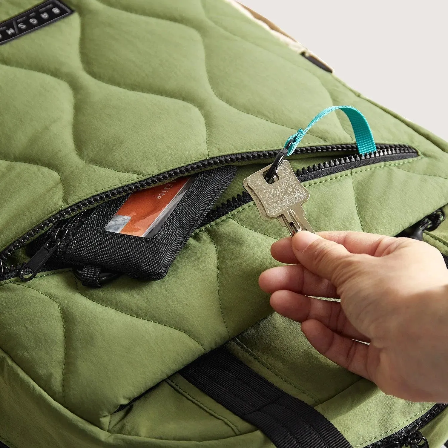 Paz 23L Work Backpack