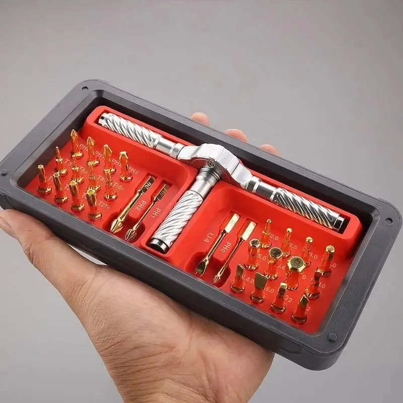 Ratchet Screwdriver Set - Multitool with Smart Twist Design