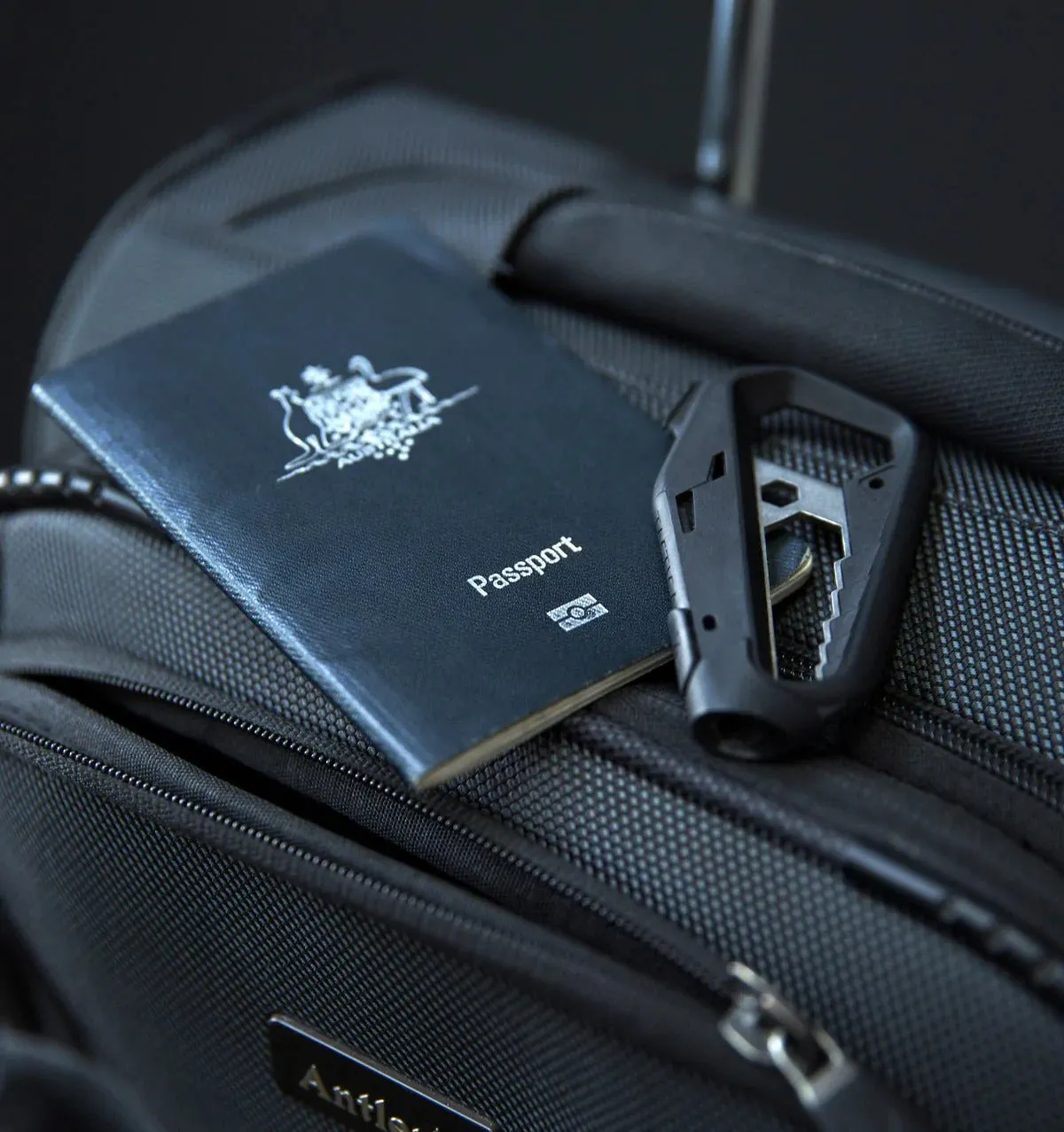 TACTICA M.100 Pocket Compact Multitool