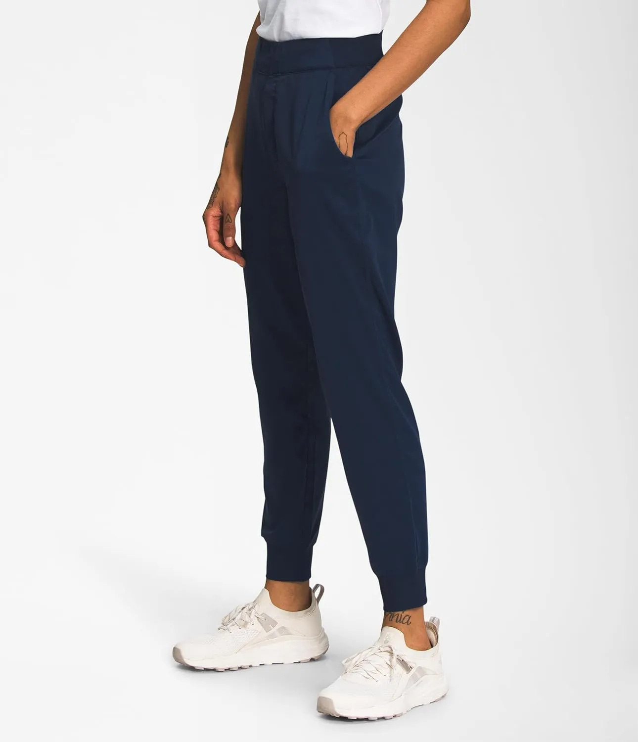THE NORTH FACE Women's Aphrodite Jogger (Standard and Plus Size)